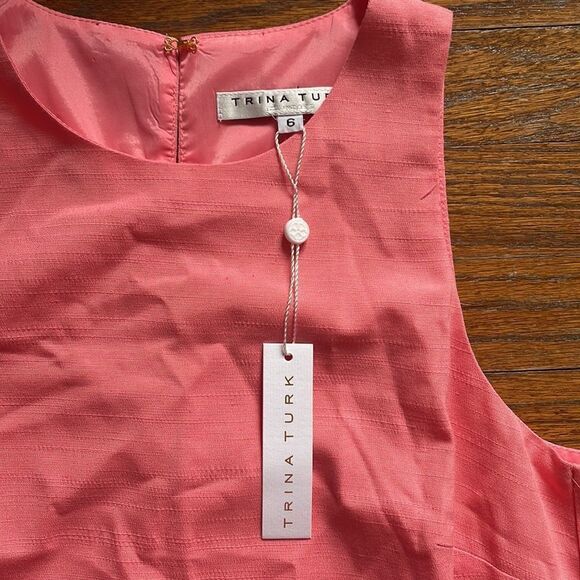 Trina Turk Ruffle Hem Berry Dress NWT - Picture 2 of 6